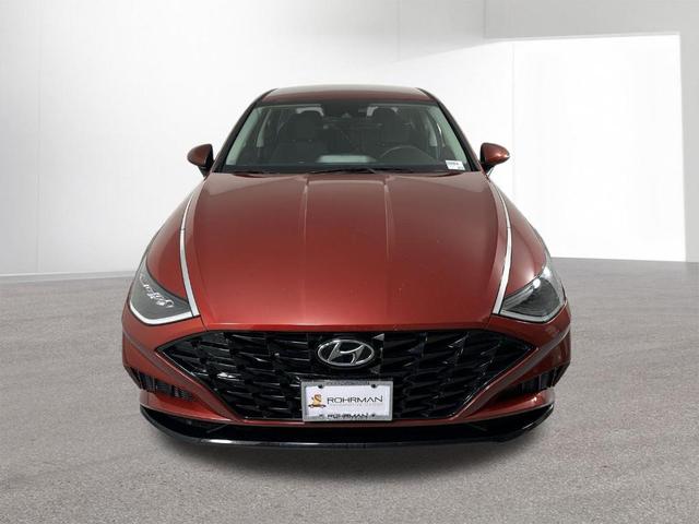 Photo of 2023 Red Hyundai SONATA
