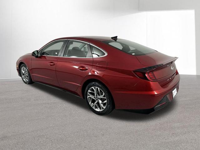 Photo of 2023 Red Hyundai SONATA