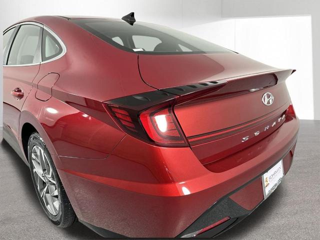 Photo of 2023 Red Hyundai SONATA