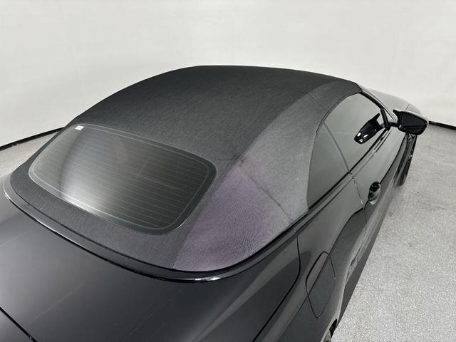 Photo of 2022 Black Sapphire Metallic BMW M4