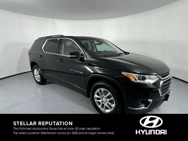 Photo of 2021 Mosaic Black Metallic Chevrolet Traverse