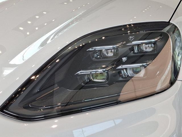 Photo of 2025 3H Porsche Cayenne