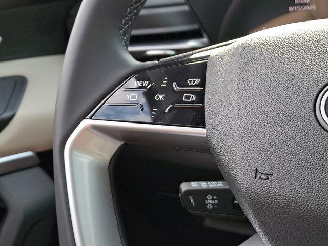 Photo of 2025 Glacier White Metallic Audi Q5