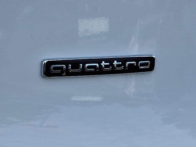 Photo of 2025 Glacier White Metallic Audi Q5
