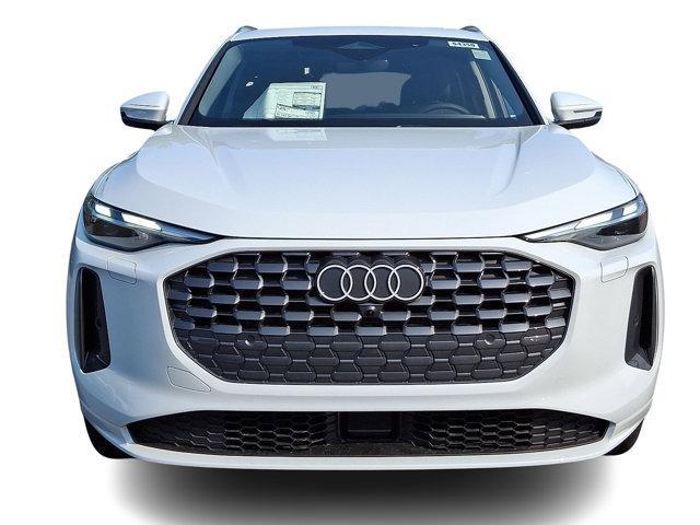 Photo of 2025 Glacier White Metallic Audi Q5