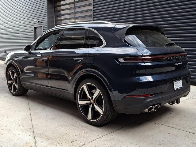 Photo of 2024 D6 Porsche Cayenne