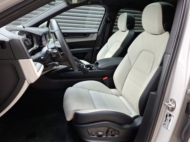 Photo of 2025 Chalk Porsche Cayenne