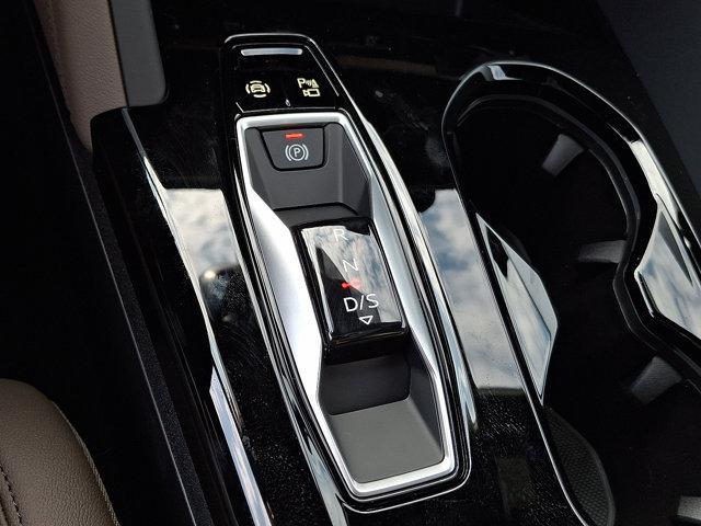 Photo of 2025 Mythos Black Metallic Audi Q5