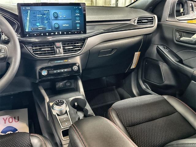 Photo of 2025 Space Silver Ford Escape