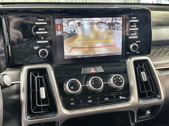 Photo of 2022 Ebony Black Kia Sorento