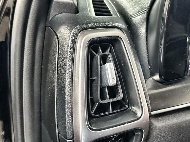 Photo of 2022 Ebony Black Kia Sorento