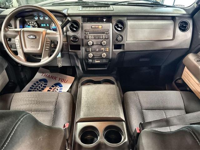 Photo of 2014 Oxford White Ford F-150