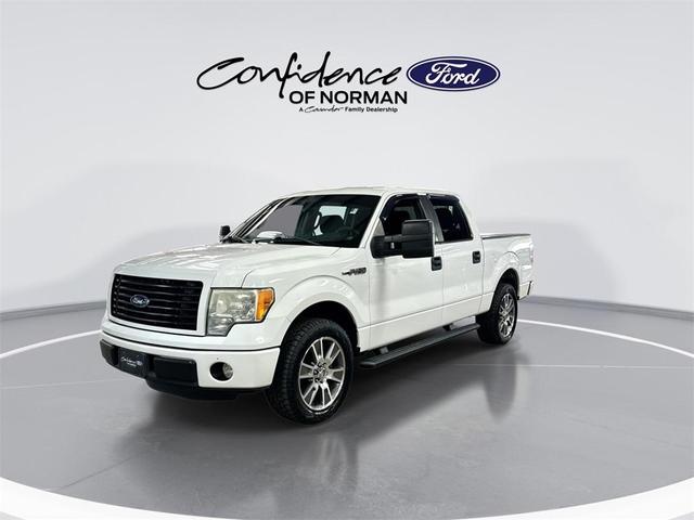Photo of 2014 Oxford White Ford F-150
