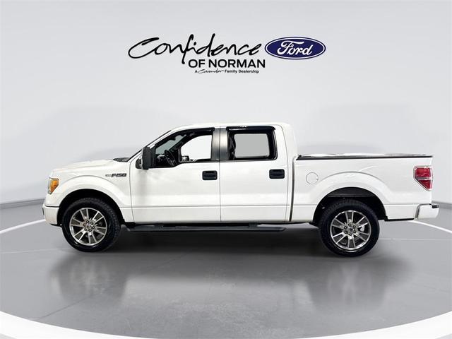 Photo of 2014 Oxford White Ford F-150