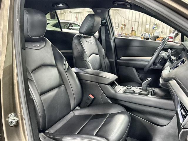 Photo of 2020 Silver Dusk Metallic Cadillac XT4