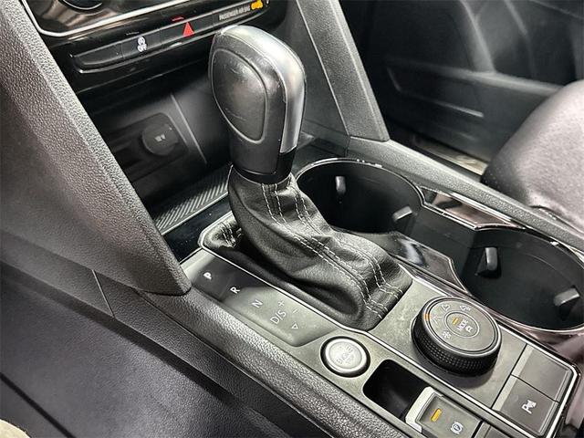 Photo of 2022 Platinum Gray Metallic Volkswagen Atlas