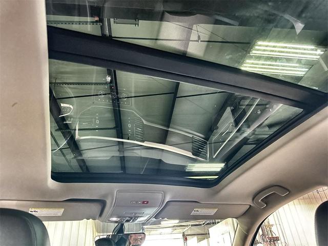 Photo of 2022 Platinum Gray Metallic Volkswagen Atlas