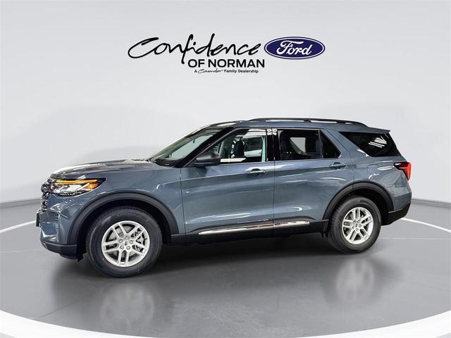 Photo of 2025 Vapor Blue Metallic Ford Explorer