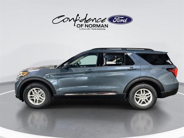 Photo of 2025 Vapor Blue Metallic Ford Explorer