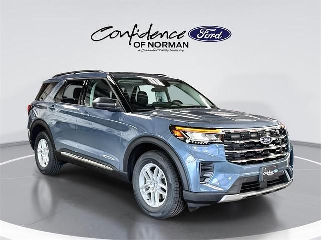 Photo of 2025 Vapor Blue Metallic Ford Explorer