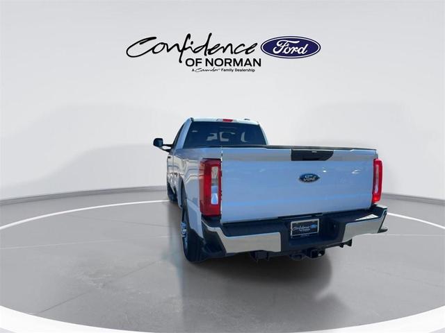 Photo of 2025 Oxford White Ford F-250