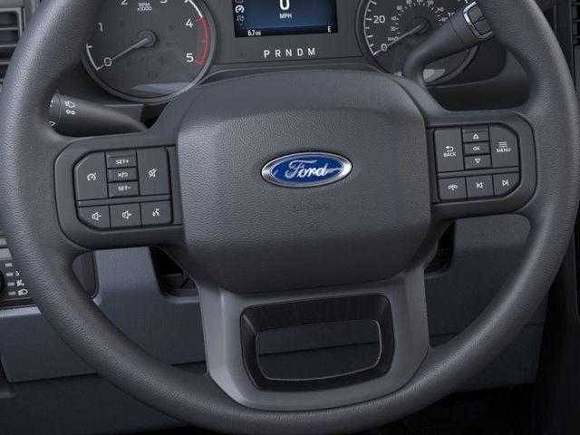 Photo of 2025 Oxford White Ford F-250