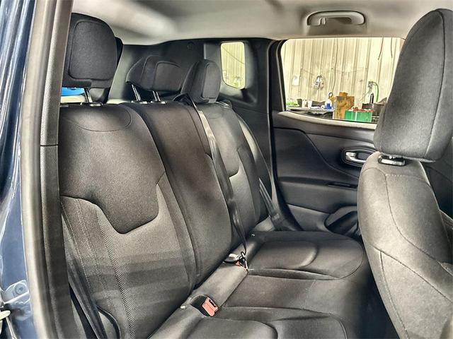 Photo of 2023 Slate Blue Pearlcoat Jeep Renegade