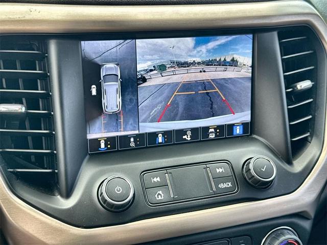 Photo of 2022 White Frost Tri-Coat GMC Acadia