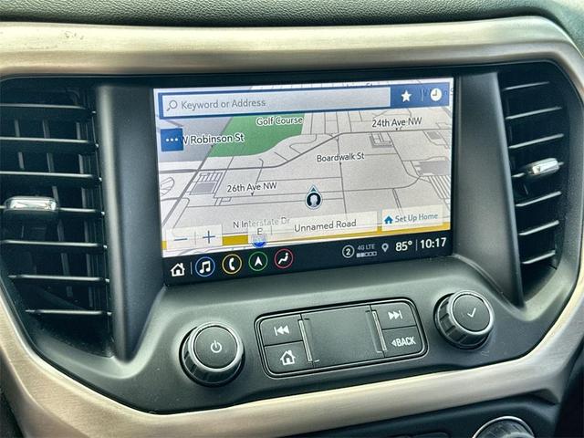 Photo of 2022 White Frost Tri-Coat GMC Acadia