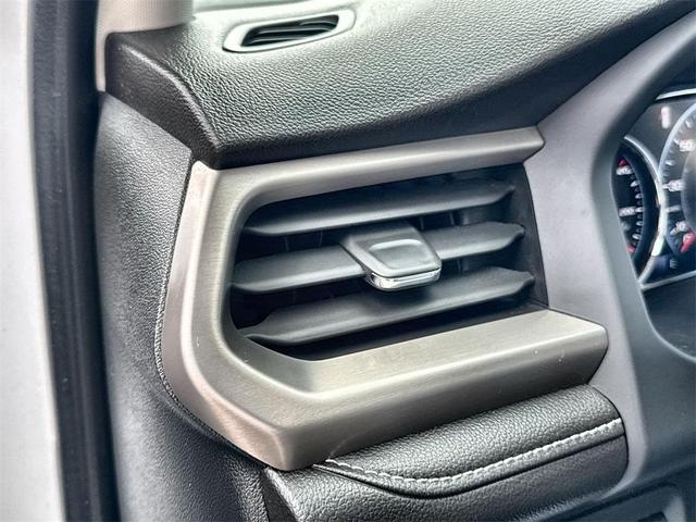 Photo of 2022 White Frost Tri-Coat GMC Acadia