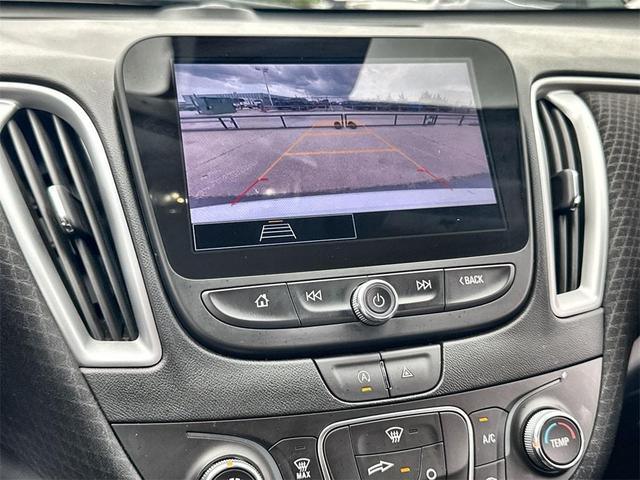 Photo of 2023 Summit White Chevrolet Malibu