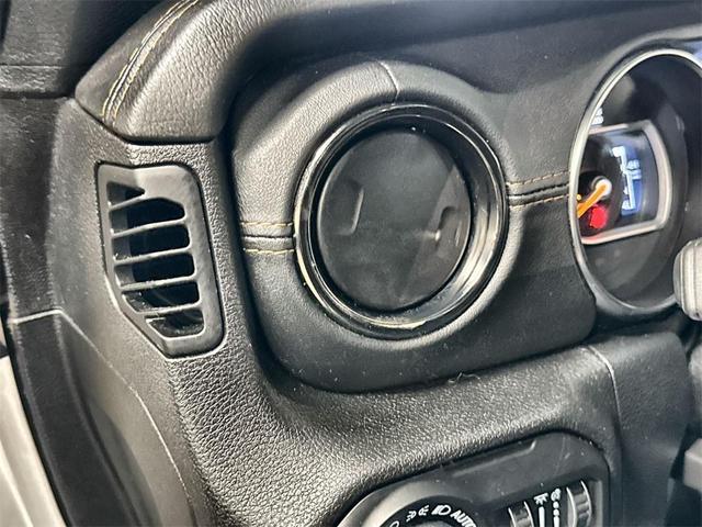 Photo of 2021 Bright White Clearcoat Jeep Wrangler Unlimited
