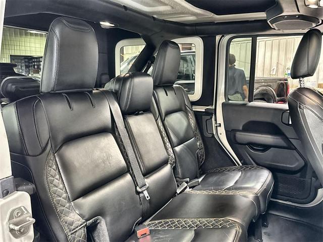 Photo of 2021 Bright White Clearcoat Jeep Wrangler Unlimited