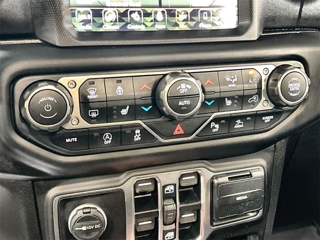 Photo of 2021 Bright White Clearcoat Jeep Wrangler Unlimited
