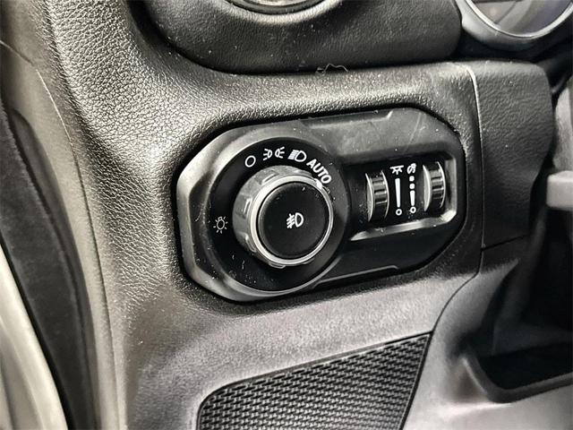 Photo of 2021 Bright White Clearcoat Jeep Wrangler Unlimited