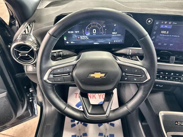 Photo of 2025 Mosaic Black Metallic Chevrolet Equinox