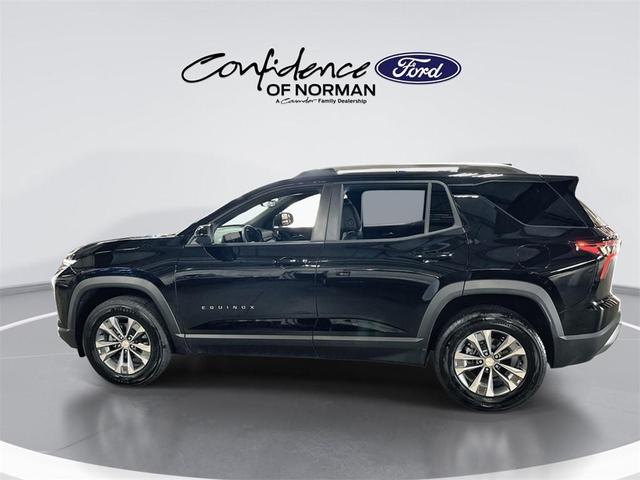 Photo of 2025 Mosaic Black Metallic Chevrolet Equinox