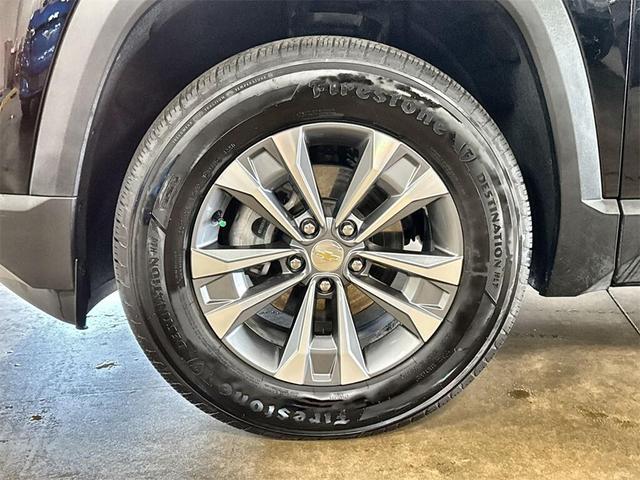 Photo of 2025 Mosaic Black Metallic Chevrolet Equinox
