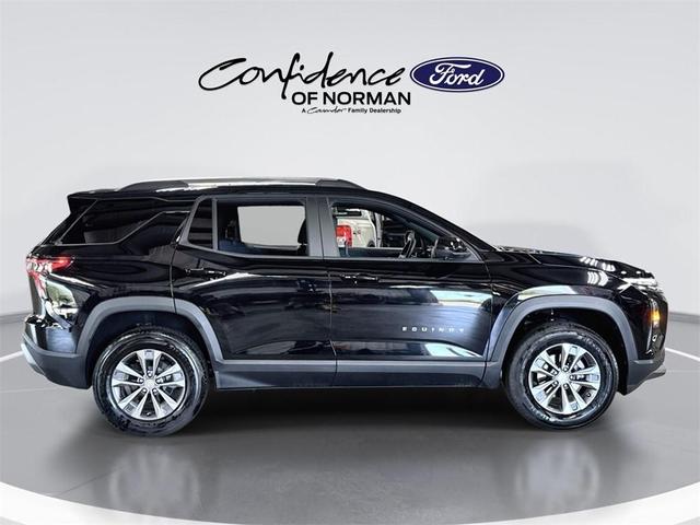 Photo of 2025 Mosaic Black Metallic Chevrolet Equinox