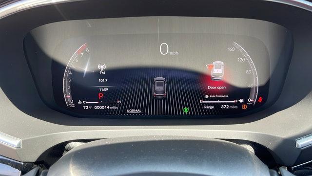Photo of 2025 Majestic Black Pearl Acura MDX