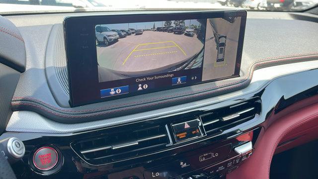Photo of 2025 Majestic Black Pearl Acura MDX