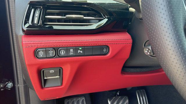 Photo of 2025 Majestic Black Pearl Acura MDX