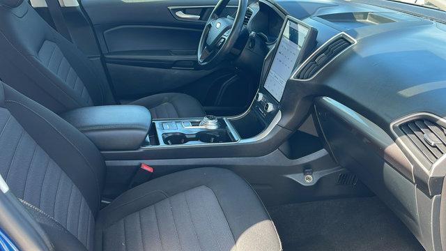 Photo of 2022 Atlas Blue Metallic Ford Edge