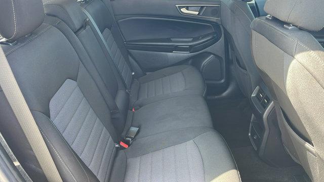 Photo of 2022 Atlas Blue Metallic Ford Edge