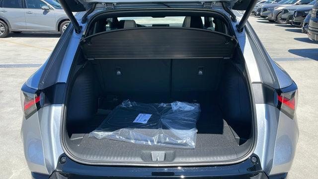 Photo of 2025 Solar Silver Metallic Acura ADX