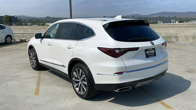 Photo of 2026 Platinum White Pearl Acura MDX