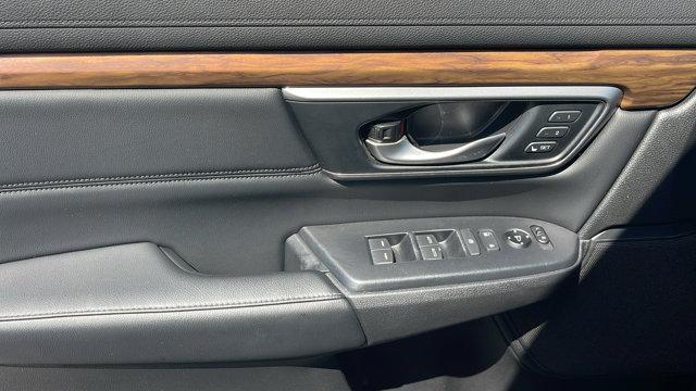 Photo of 2019 Platinum White Pearl Honda CR-V