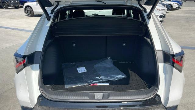 Photo of 2025 Platinum White Pearl Acura ADX