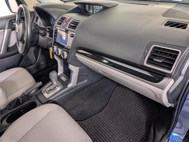 Photo of 2018 Quartz Blue Pearl Subaru Forester