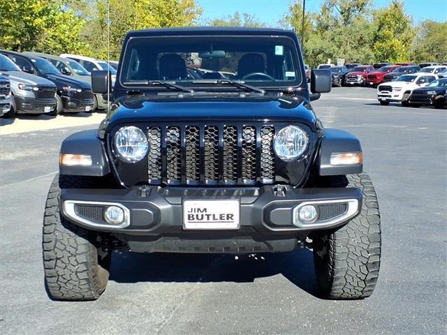 Photo of 2023 Black Clearcoat Jeep Gladiator